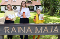 ”Zelta sietiņš” 10.- 12.klašu skolēnu grupā