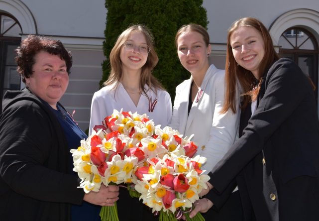 <br>Demokrātijas nedēļa</br> Daugavpils Valsts ģimnāzijā